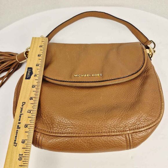 Michael Kors Bedford Handbag Purse Tassel Crossbody Tan Pebble Leather Gold - Picture 6 of 16